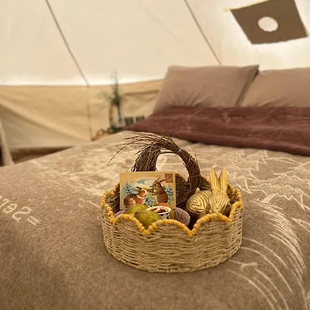Luxusní stan Eco- Regenerative Bell Tent With A Pool - Near Piodao